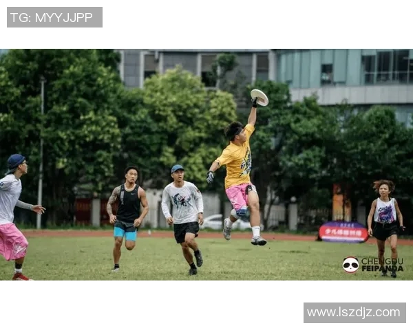 武汉飞盘队意识争议引发热议球员与教练的理念碰撞与思考