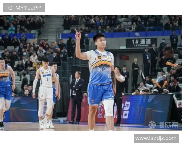 赵睿的篮球之路：从青涩少年到CBA明星的成长故事与奋斗历程